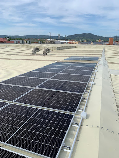 Roseo Eólica Urbana y Fotovoltaica