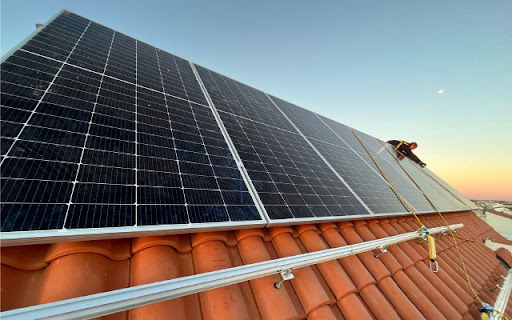 Saiplac, Instalación de placas solares fotovoltaicas